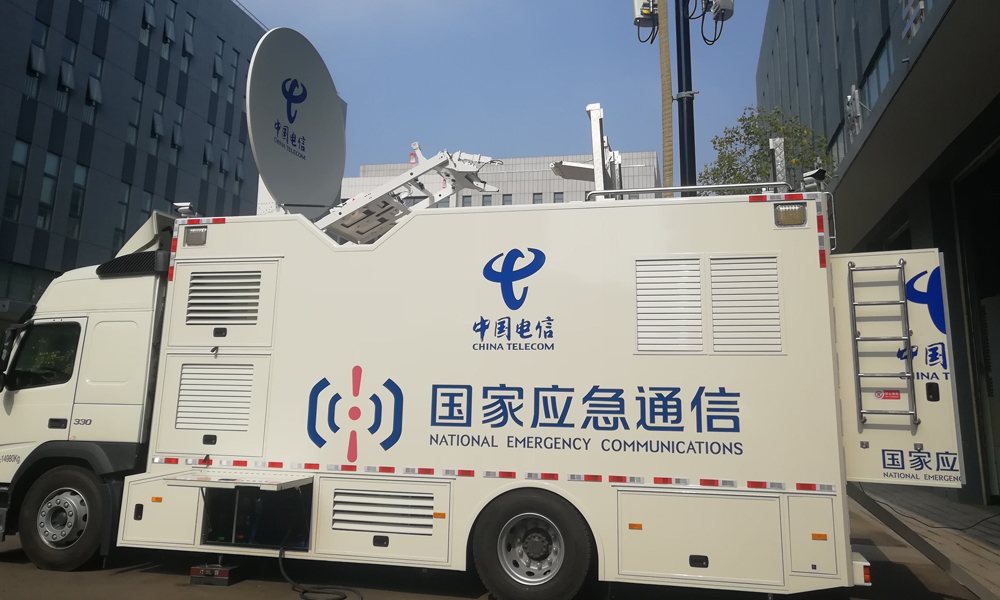 应急通信指挥车