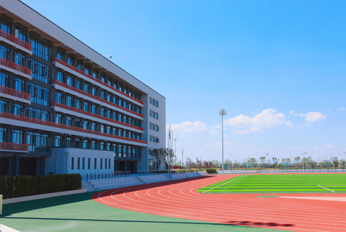 讯维AI视频行为分析系统在某市高级中学的应用案例：智能守护校园安全与秩序！